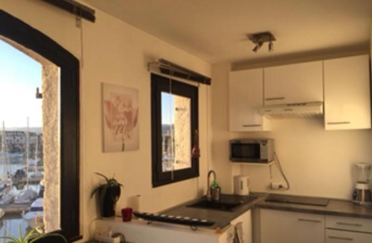 Apartamento Petit Cocon Magnifique Vue Sur Marina Dans Le Golfe De Saint Tropez Cogolin Exterior foto