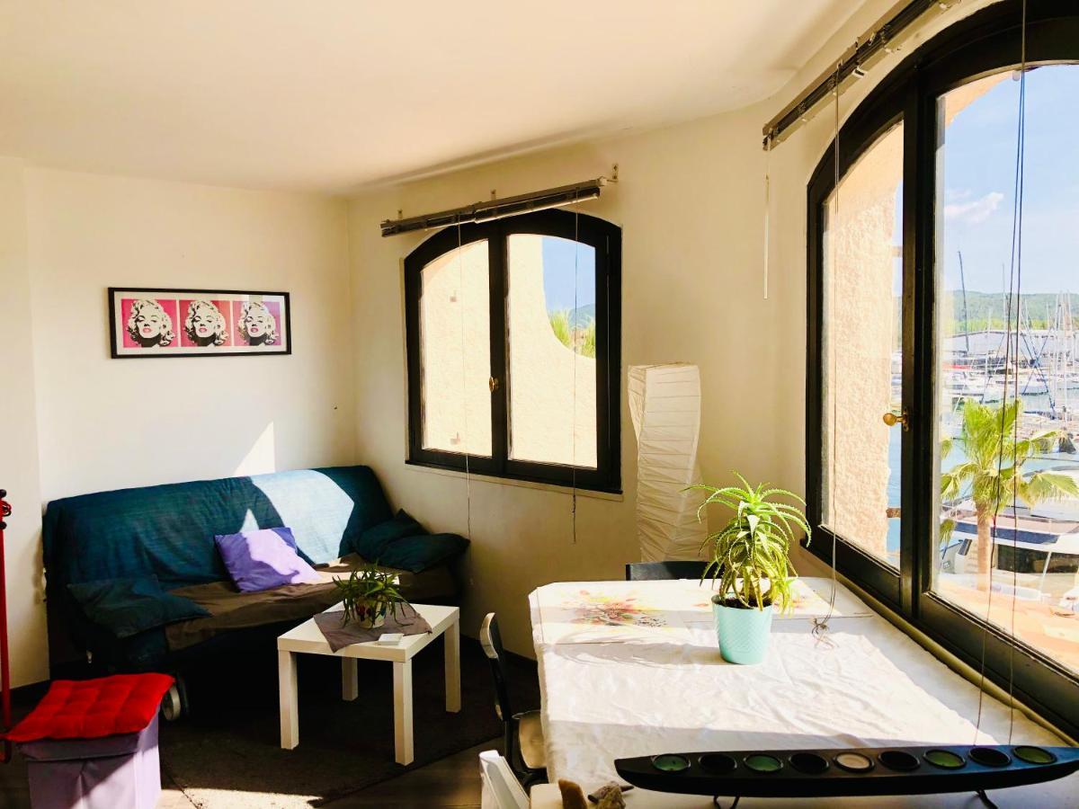 Apartamento Petit Cocon Magnifique Vue Sur Marina Dans Le Golfe De Saint Tropez Cogolin Exterior foto